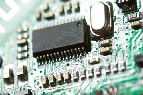 英特尔推出8位FP8浮点处理格式，强化AI与HPC的数据处理与存储支持